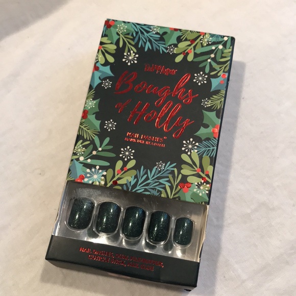 Red Aspen Nail Dashes “Boughs of Holly” Dark Green Glitter Nails - Picture 5 of 10